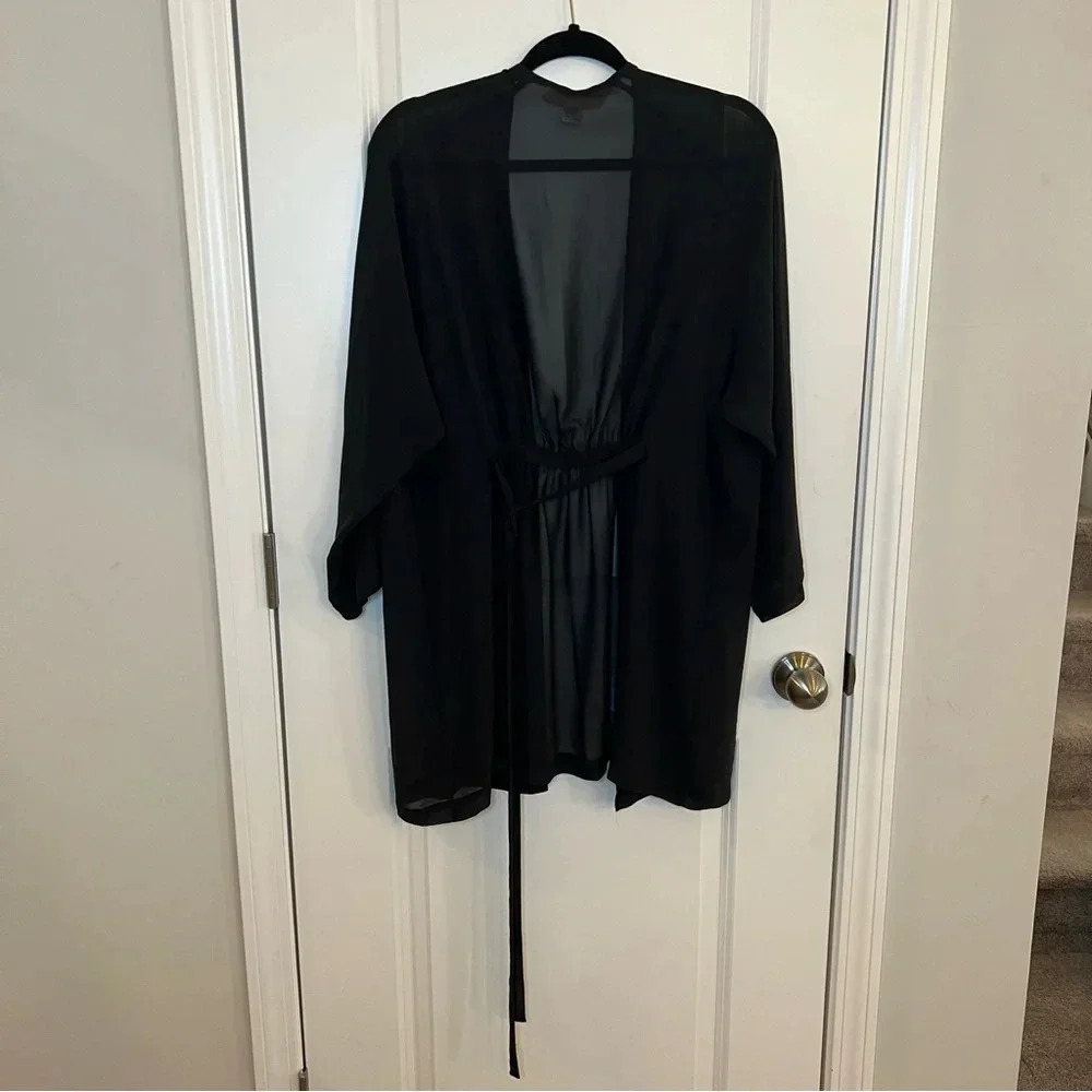 Victoria Secrets women’s duster
